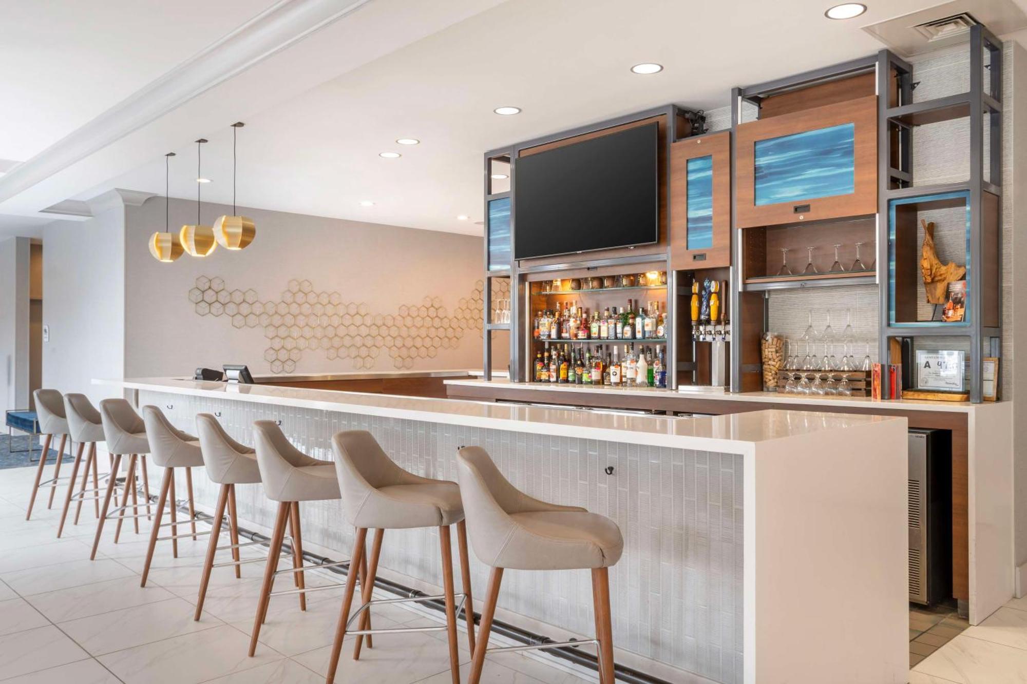 Hilton Garden Inn Charlotte/Concord Ngoại thất bức ảnh