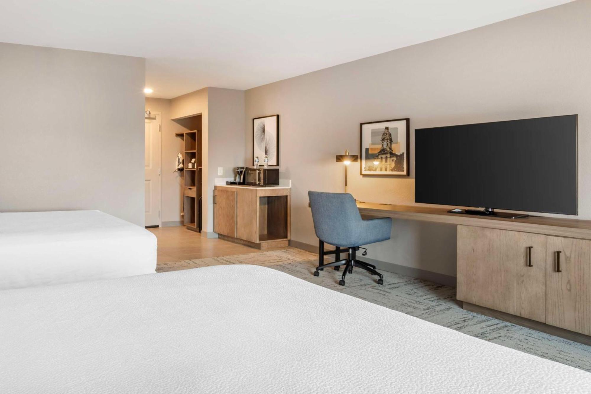 Hilton Garden Inn Charlotte/Concord Ngoại thất bức ảnh