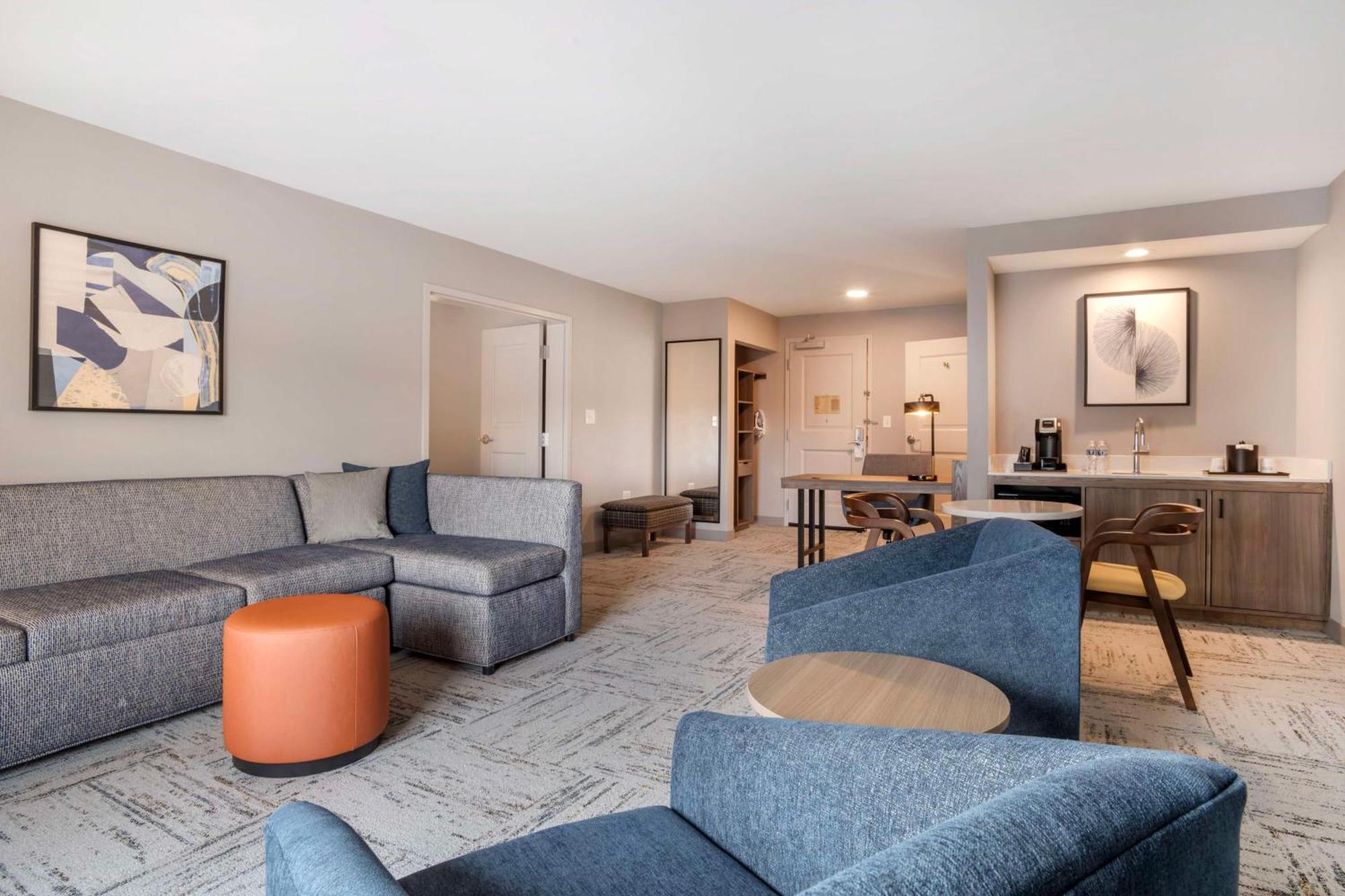 Hilton Garden Inn Charlotte/Concord Ngoại thất bức ảnh